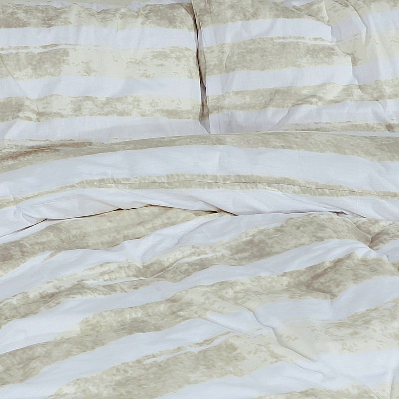 Čas je za popolno razvajanje z moderno bombažno posteljnino! Posteljnina Cream Stripes je iz renforce platna, ki velja za lahko, mehko tkanino, preprosto za vzdrževanje. Naj vas očara moderen dizajn s črtasitim motivom v belo-bež barvi. Posteljnina je pralna na 40 °C.