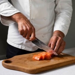 Jekleni nož Rosmarino Kyoto Chef