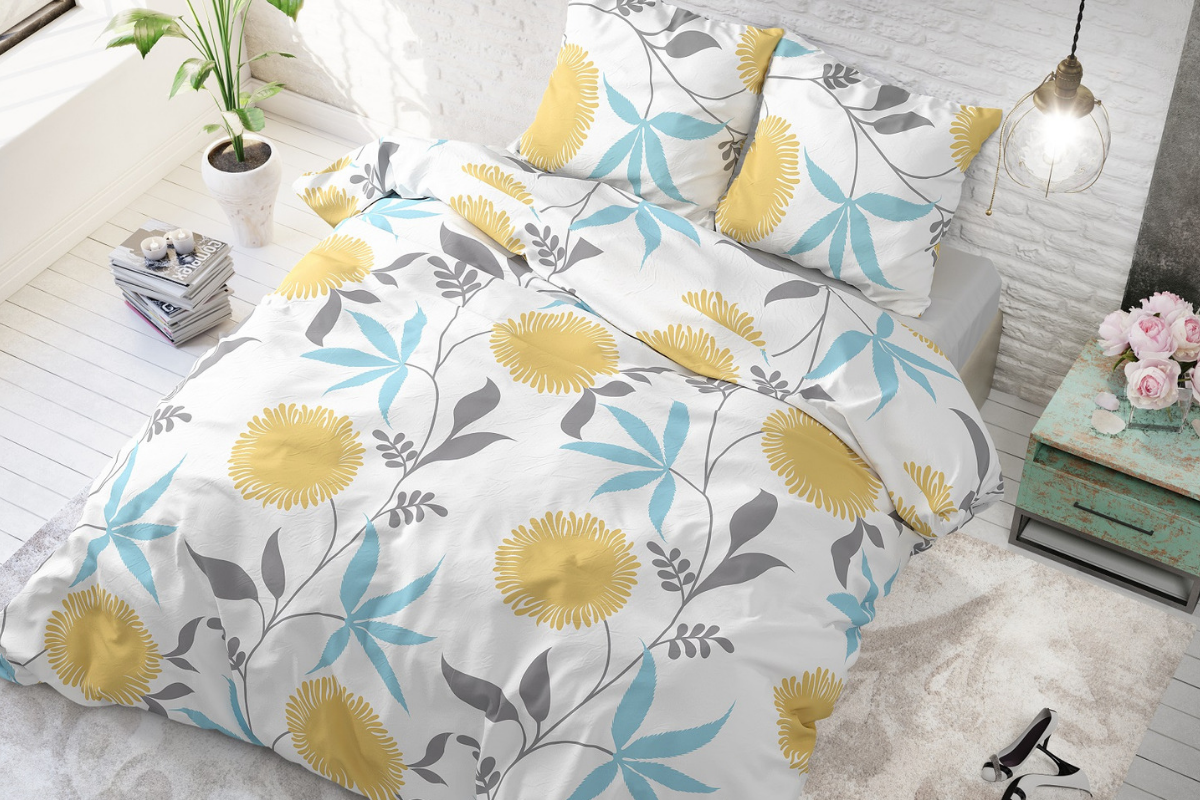 NOVI trendi posteljnin: povabi pomladne barve s spalnico