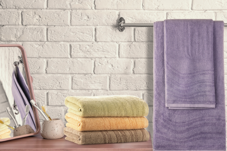 Za popolno kopalnico: Kako izbrati najboljšo brisačo?