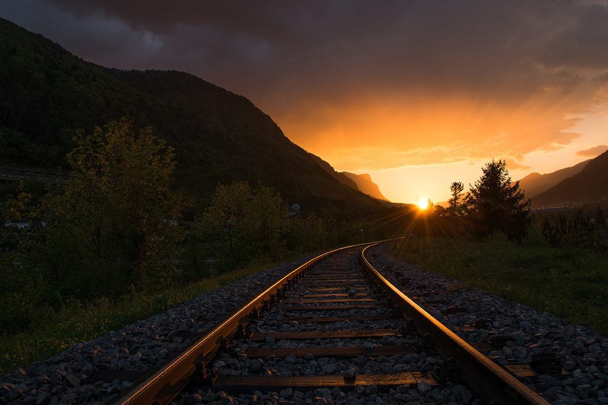 Pomen sanj: kaj pomenijo sanje o vlakih