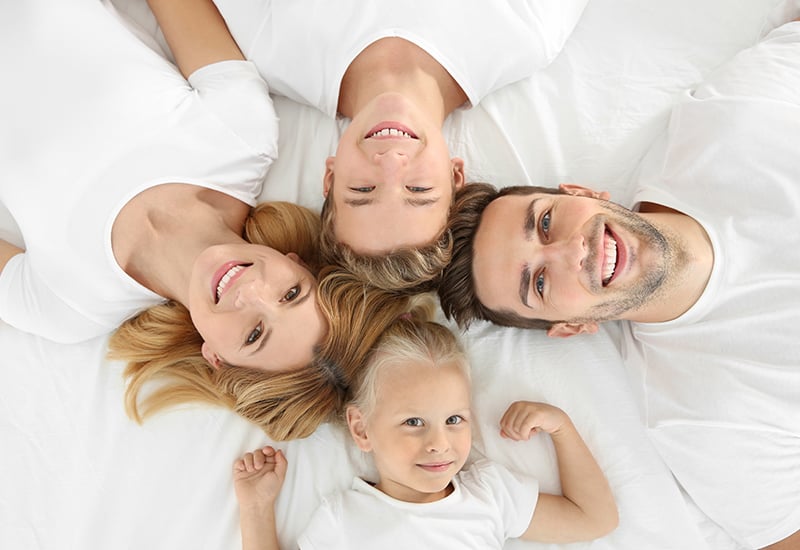 V stiku z naravnimi materiali.