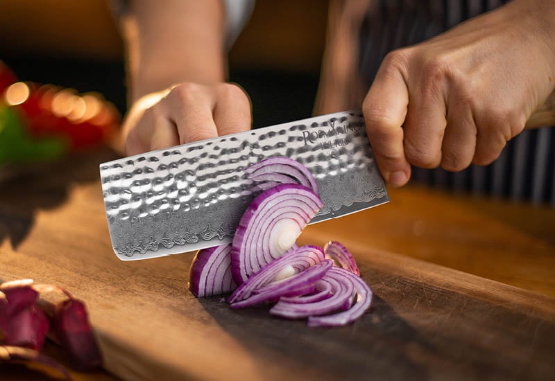 Japonski nož za vse kuharske mojstre ali začetnike. 