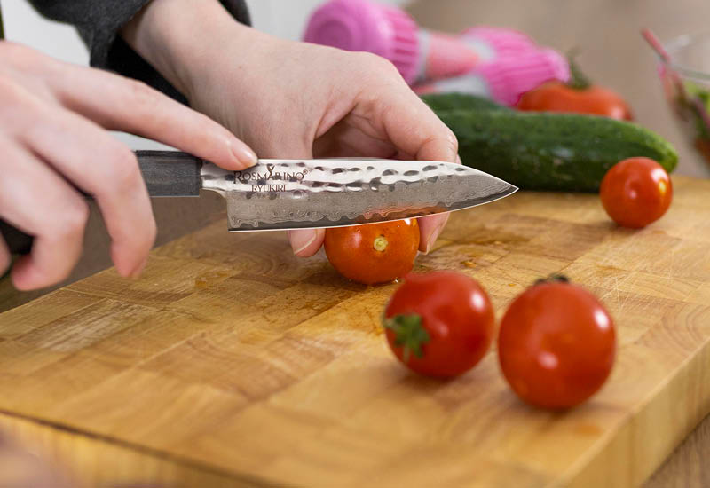 Japonski nož za vse kuharske mojstre ali začetnike. 