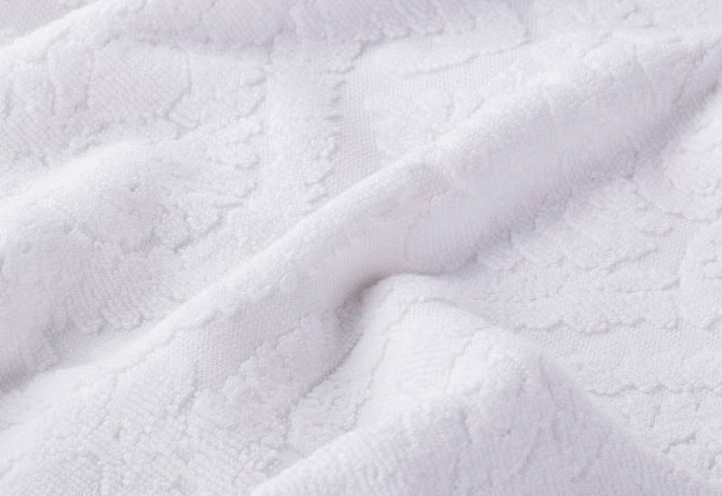 Neprekosljivo udobje, ki ga omogoča kakovosten 100 % bombaž.