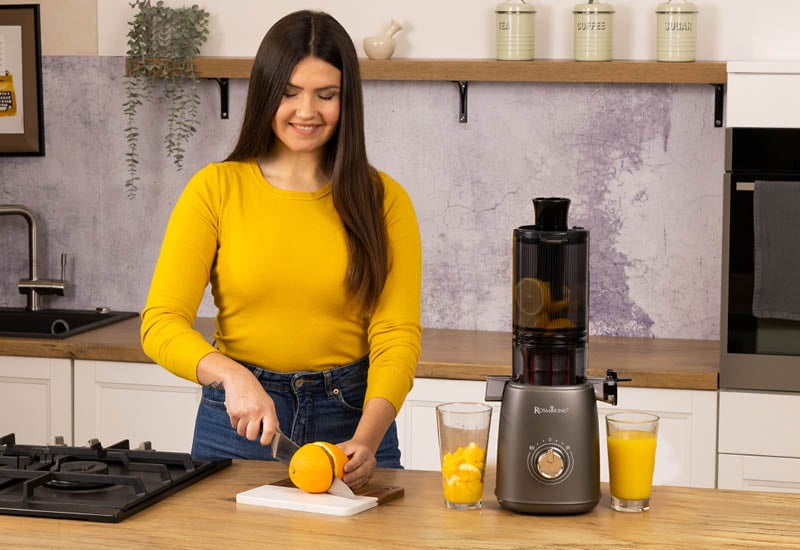 Način »počasnega stiskanja« za vitaminsko bogate napitke.