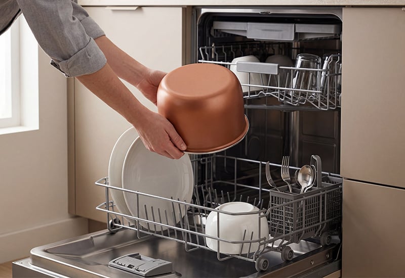 Premaz brez prijemanja, preprosto čiščenje