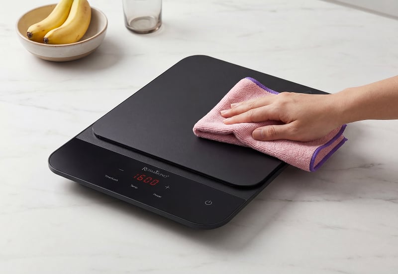 Elegantna mat steklena površina